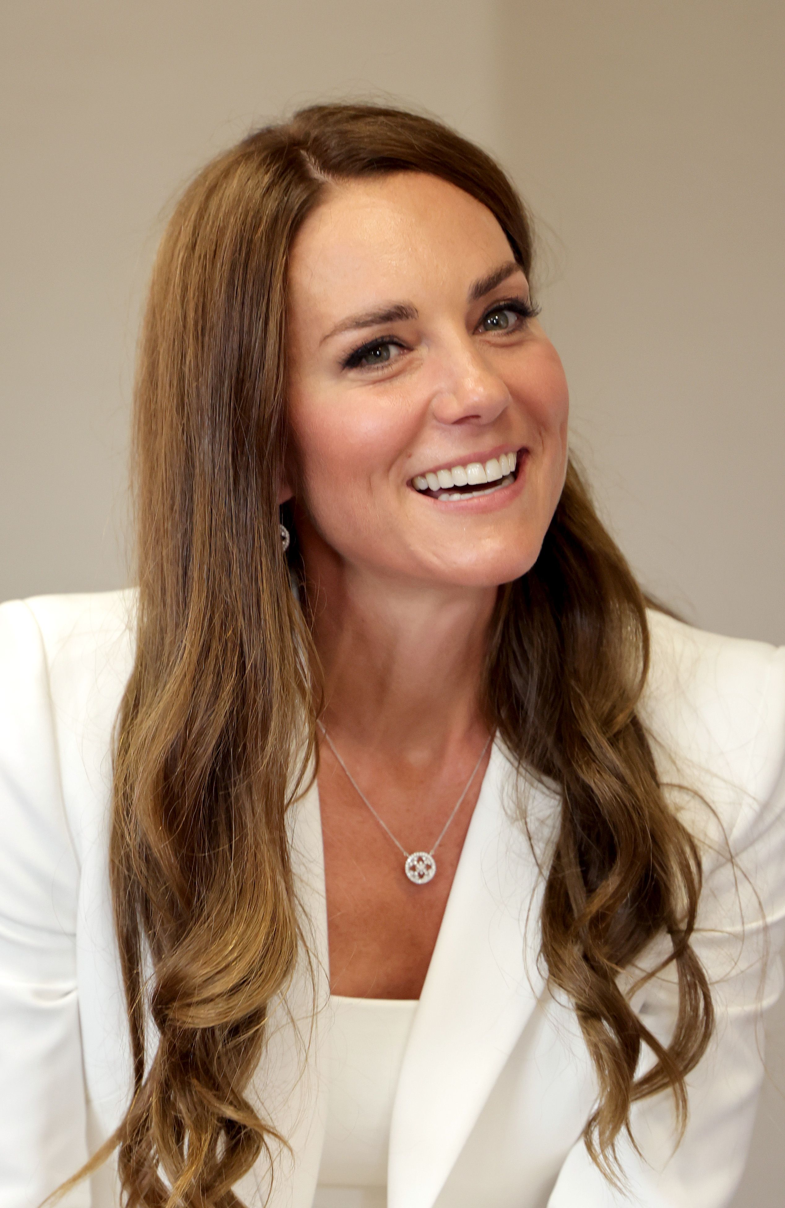 Image of Kate Middleton light shag hair