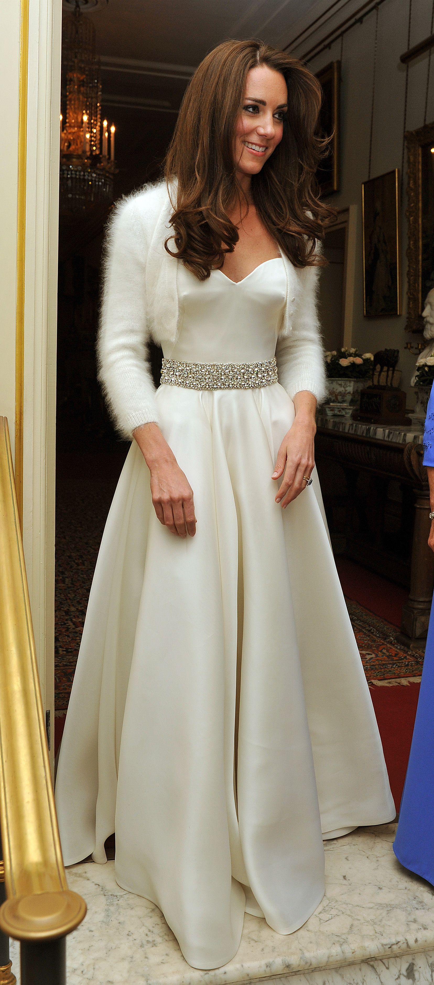 Kate middleton 2024 wedding dress price