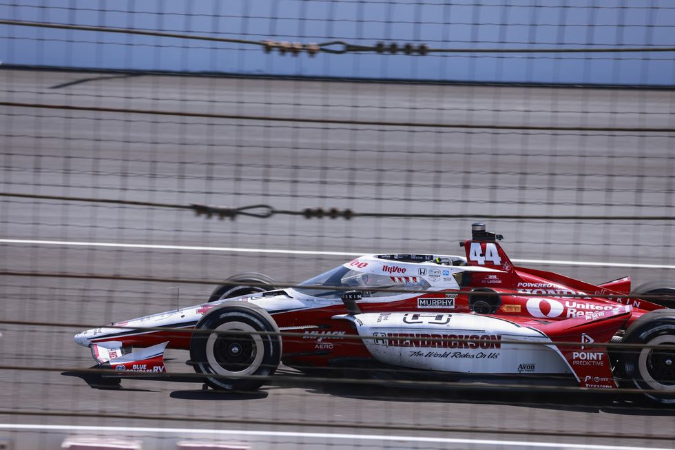 katherine legge's indy car breaks down during a drivers
