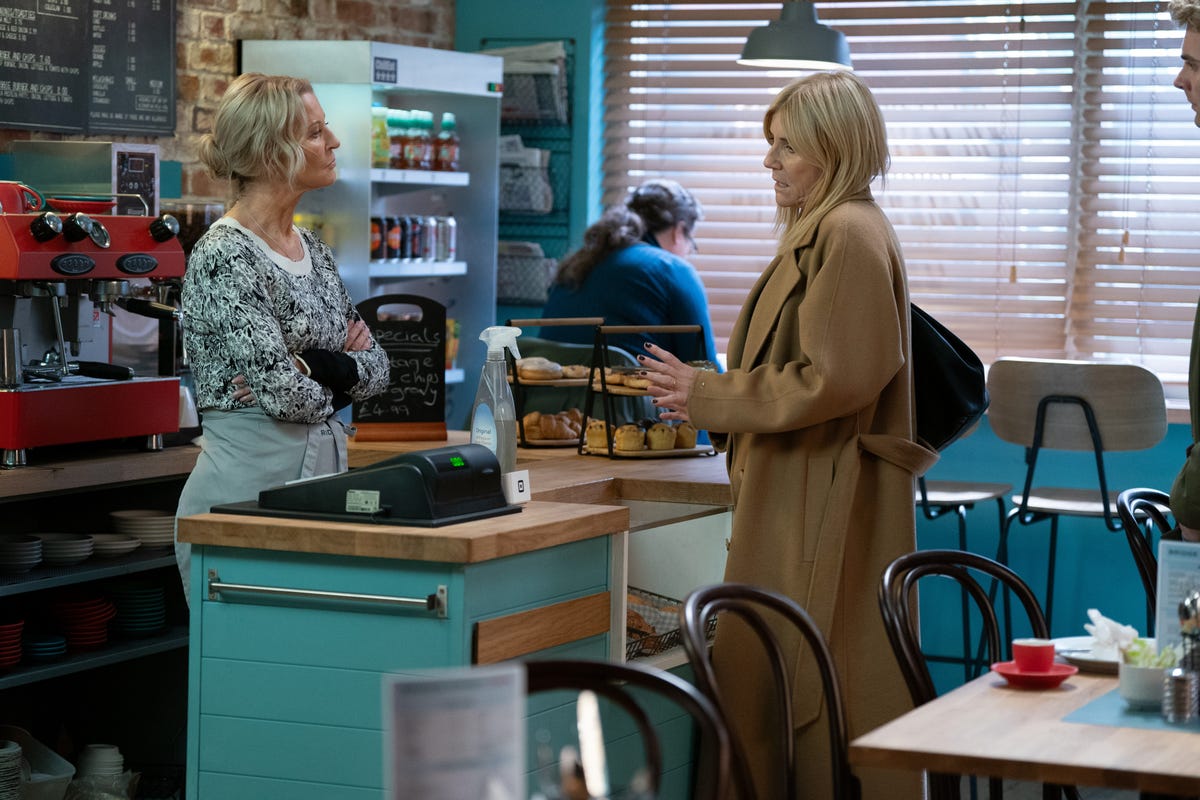 EastEnders spoilers - Cindy uncovers yet another clue