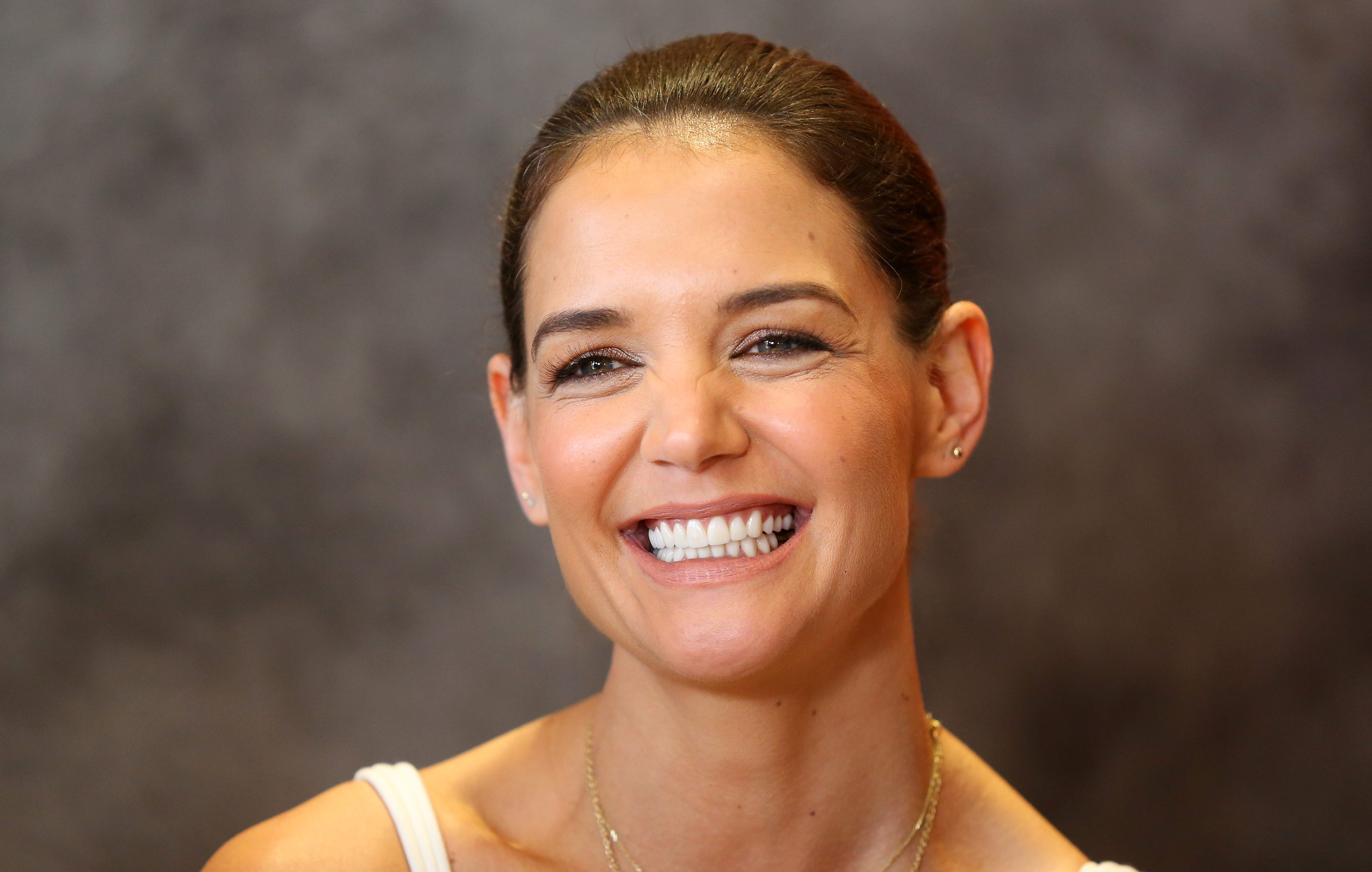 Katie Holmes Shows Stretch Marks In Unedited Instagram Photo