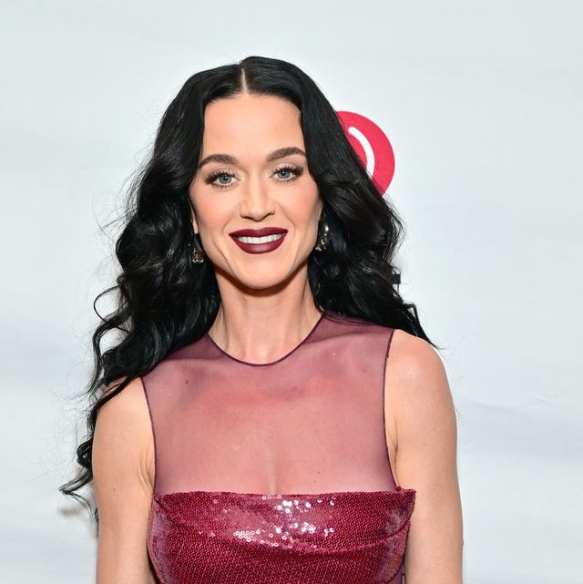 ケイティ・ペリー直筆サイン入り超大型写真…Katy Perry… One Of The Boys : Katy Perry | HMV&BOOKS online - TOCP-66817