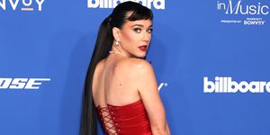 katy perry wearing a lace up bum corset at the 2024 billboard women in music