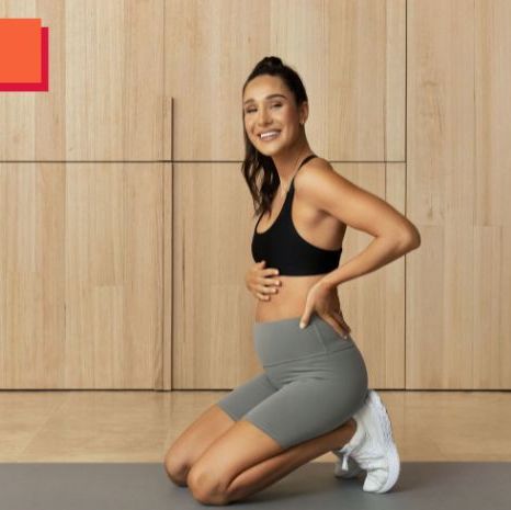 Kayla Itsines pregnancy workout: A strength and posture session
