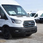 the new e transit is produced at kansas city assembly plant – ford’s first us plant to assemble both batteries and all electric vehicles in housephoto by dave kaupdave kaup photography913 219 3569davekaupphotogmailcomwwwdavekaupcom