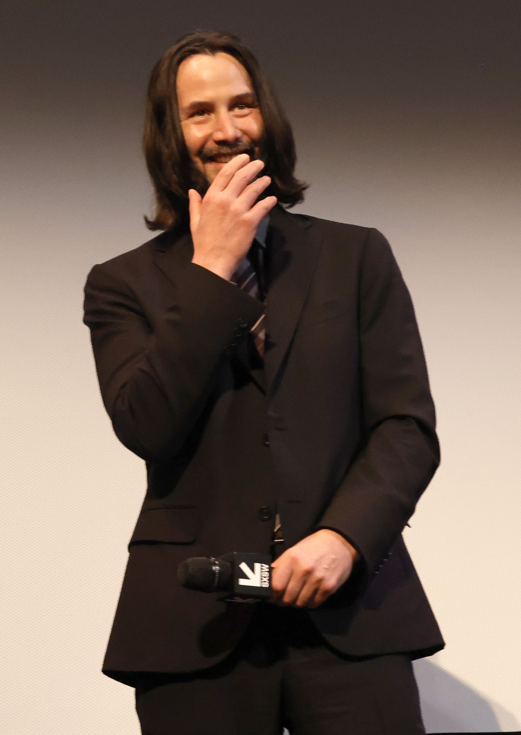 キアヌ・リーブス直筆サイン入り写真とキアヌのバンドのCD3点セット キアヌ・リーブス直筆サイン入り写真とキアヌのバンドのCD3点