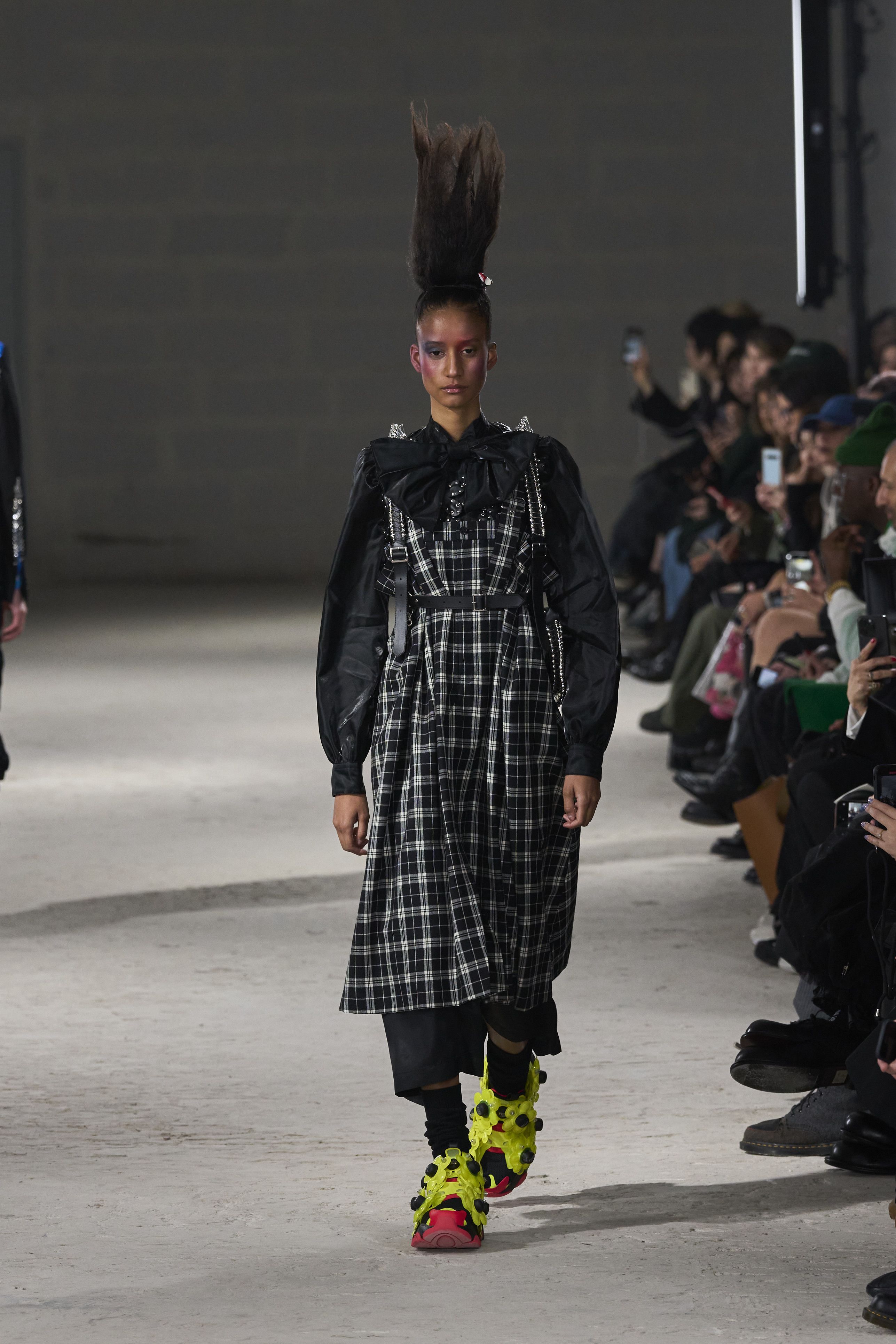 ノワール・ケイニノミヤ（NOIR KEI NINOMIYA） 2024-25秋冬