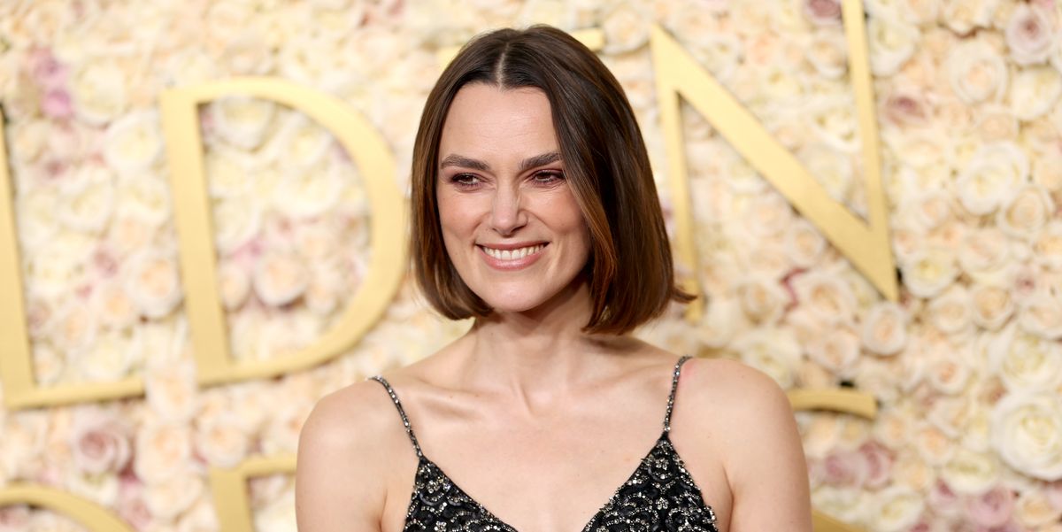 Drooling over Keira Knightley’s velvet feather dress at the 2025 Golden Globes