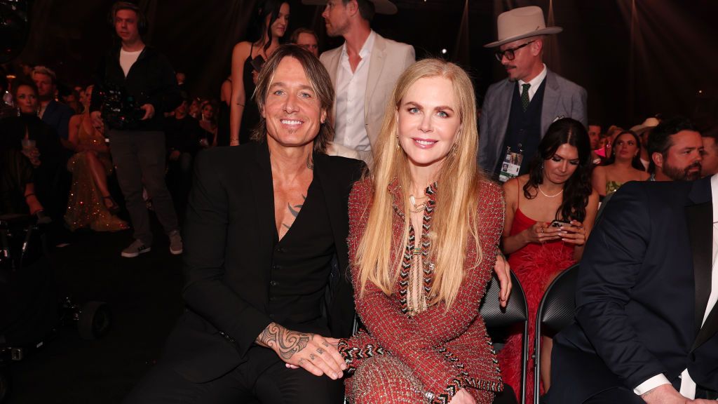 https://hips.hearstapps.com/hmg-prod/images/keith-urban-and-nicole-kidman-at-the-58th-academy-of-news-photo-1685549608.jpg?crop=1xw:0.80335xh;center,top