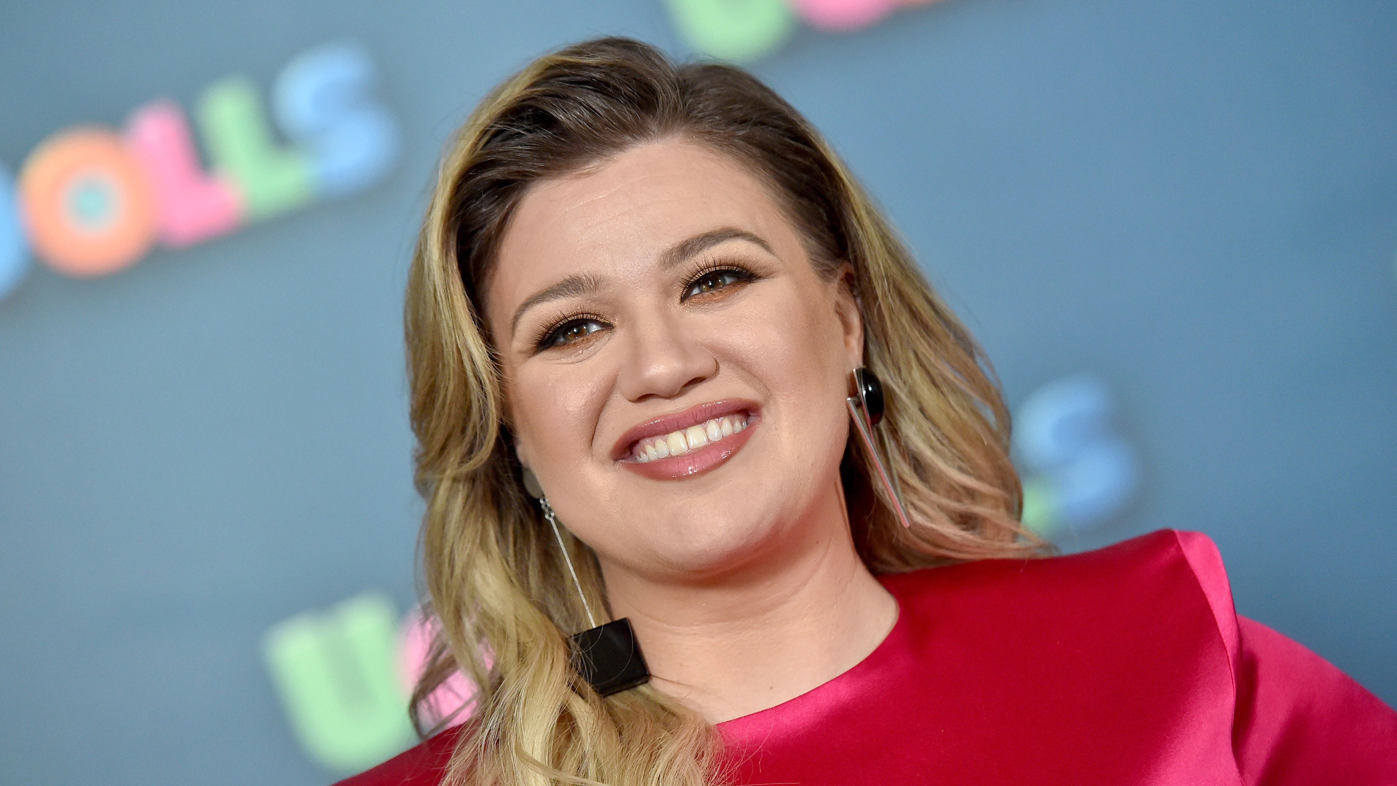 Kelly Clarkson Just Dropped Big News on Instagram and Fans Are