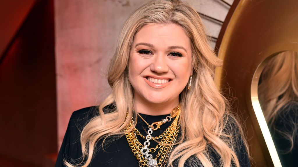 preview for Kelly Clarkson 'Didn't See' Her Divorce Coming
