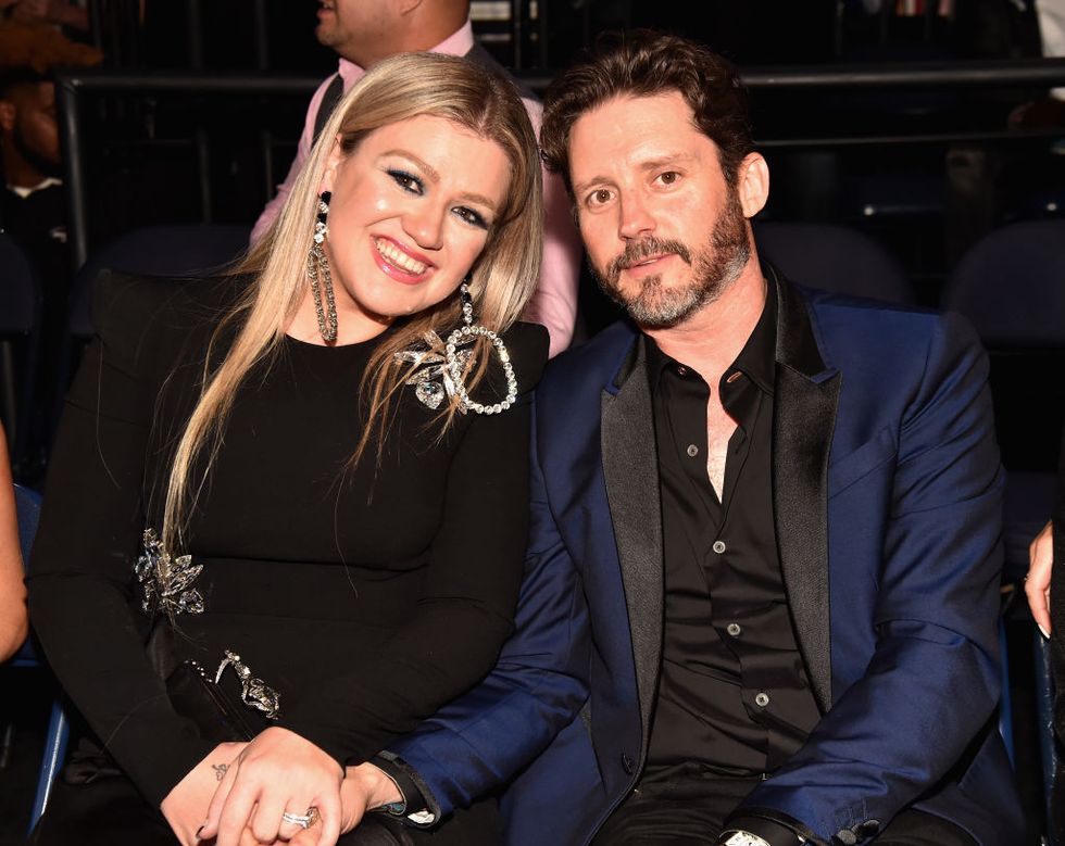 kelly clarkson files for divorce from husband brandon blackstock after seven years of marriage