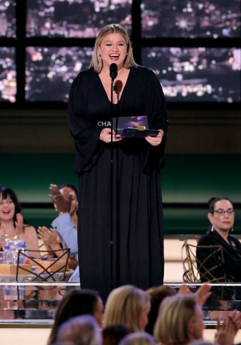 los angeles, california   september 12 74th annual primetime emmy awards    pictured kelly clarkson speaks on stage during the 74th annual primetime emmy awards held at the microsoft theater on september 12, 2022    photo by chris hastonnbc via getty images