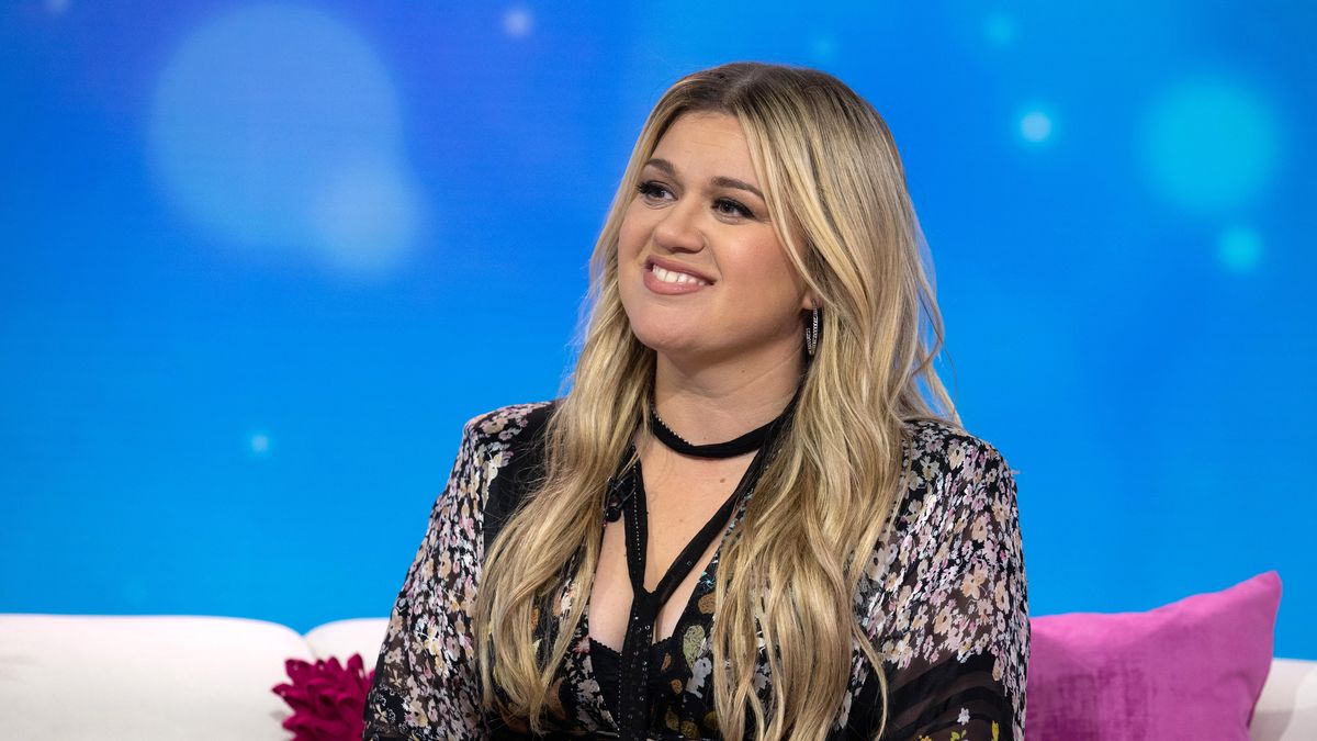 preview for Kelly Clarkson 'Didn't See' Her Divorce Coming
