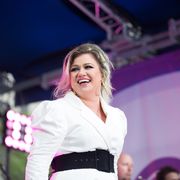 Kelly Clarkson performs on Today - Season 67