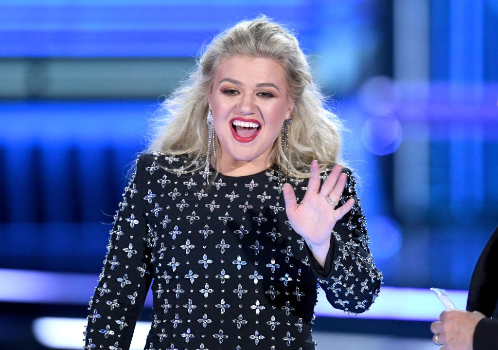preview for Kelly Clarkson Has The Most Romantic Love Story