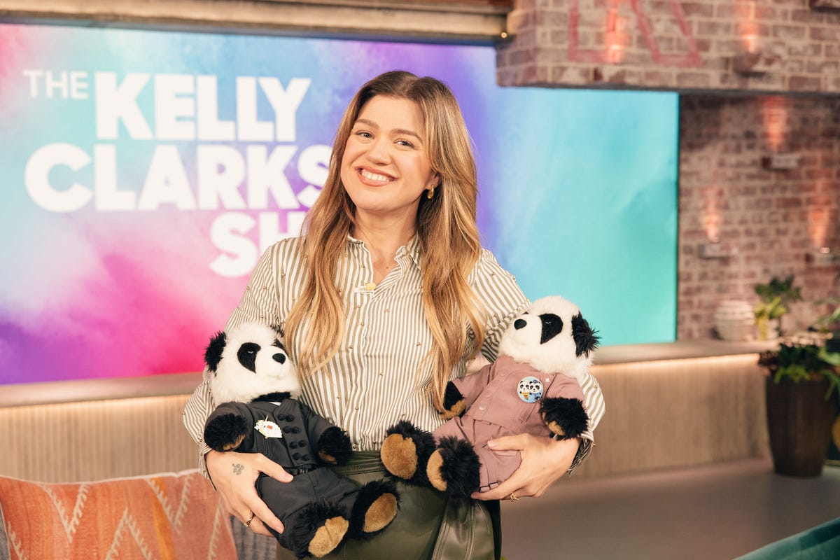 kelly clarkson show daytime emmy awards 2025 nominations