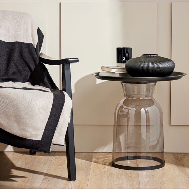 Kelly Hoppen CBE at QVC: Interiors expert launches brilliant new homewares