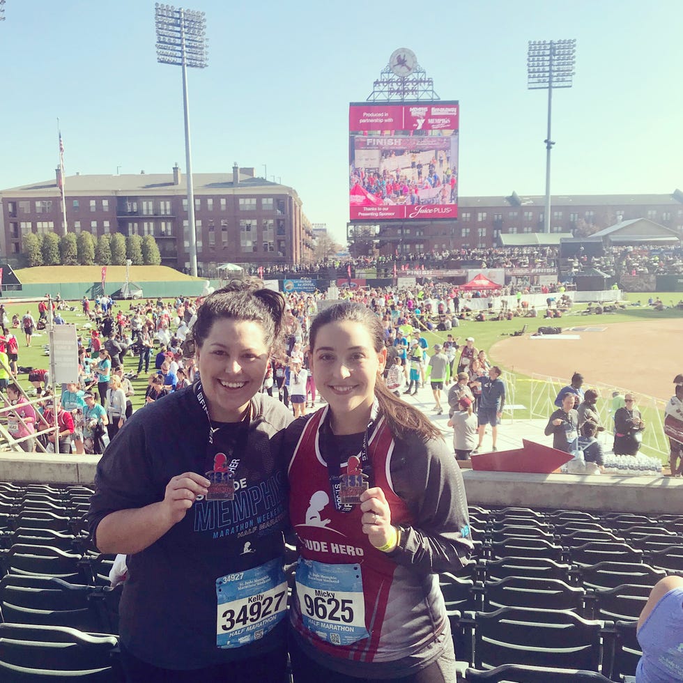 Crowd, Product, Running, Fan, Half marathon, Recreation, Sky, Athlete, Stadium, Sports, 