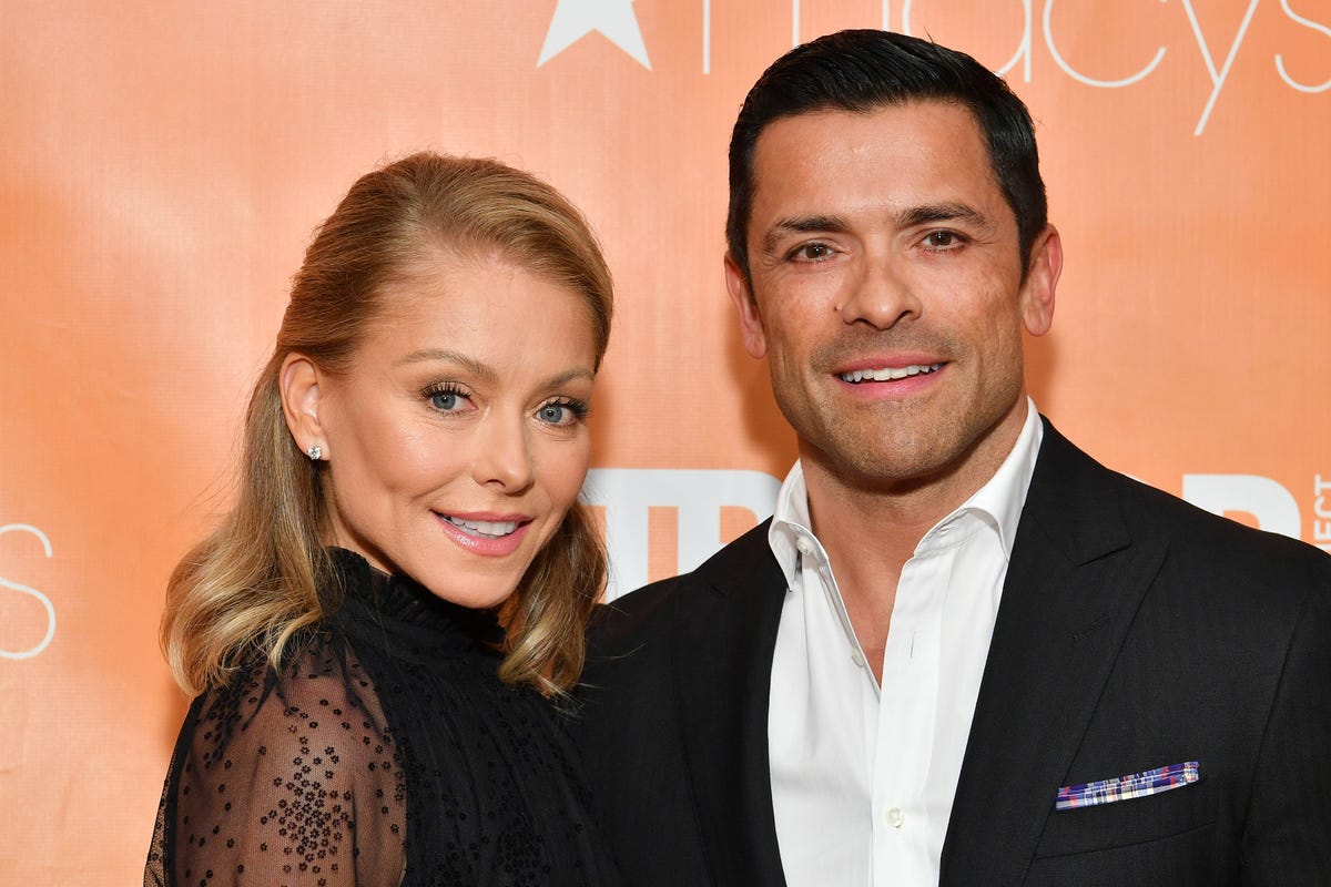 Kelly ripa wedding on sale band