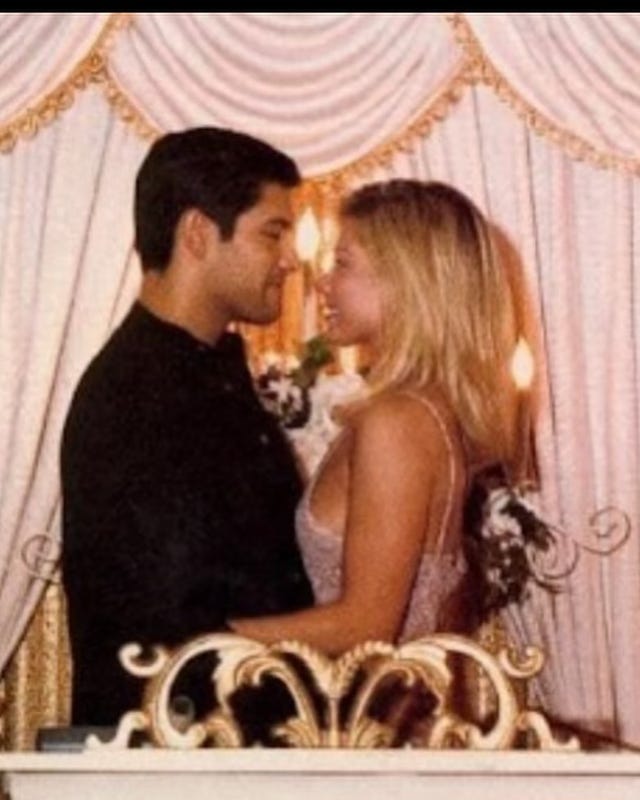 kelly ripa mark consuelos marriage las vegas wedding chapel return instagram