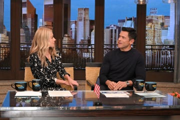 kelly ripa mark consuelos son goldfish tiktok