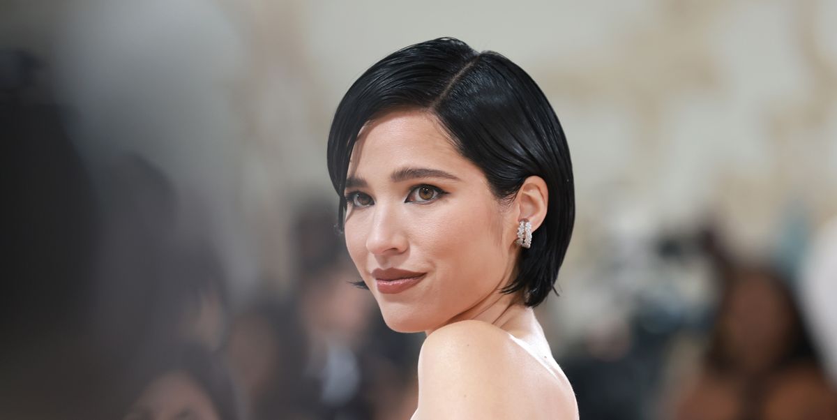 Yellowstone Star Kelsey Asbille Looks Unrecognizable as She Makes Her