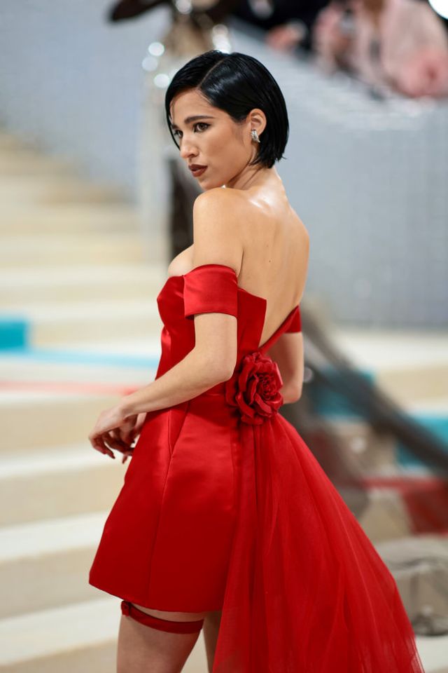 new york, new york may 01 kelsey asbille chow attends the 2023 met gala celebrating karl lagerfeld a line of beauty at the metropolitan museum of art on may 01, 2023 in new york city photo by dimitrios kambourisgetty images for the met museumvogue
