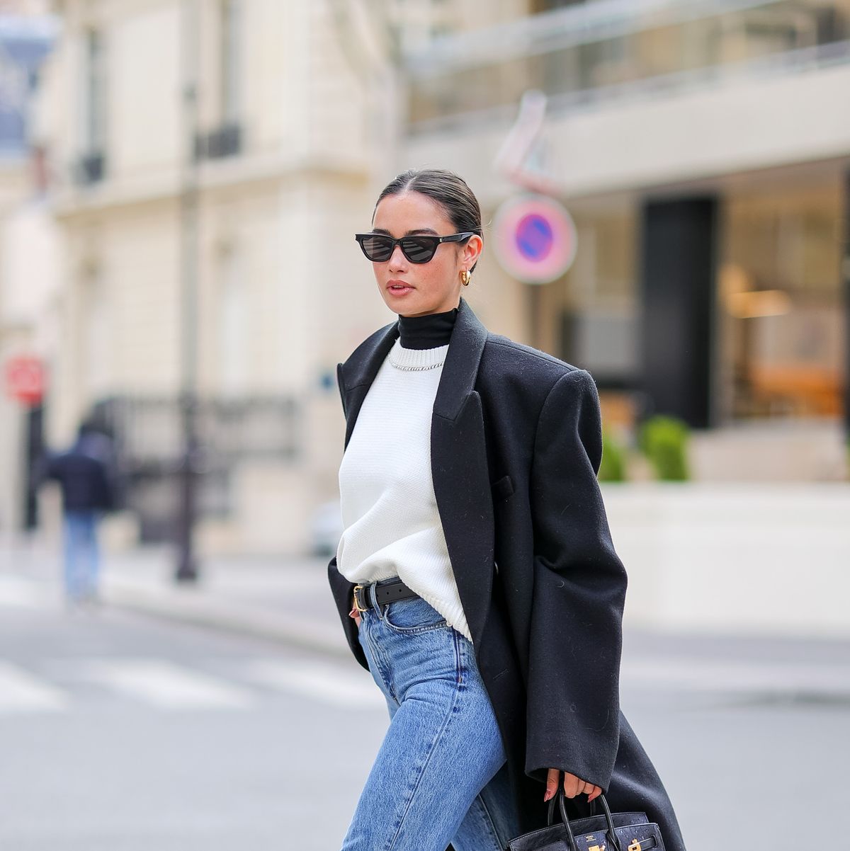 French Women Are After This One Style of Jeans Right Now
