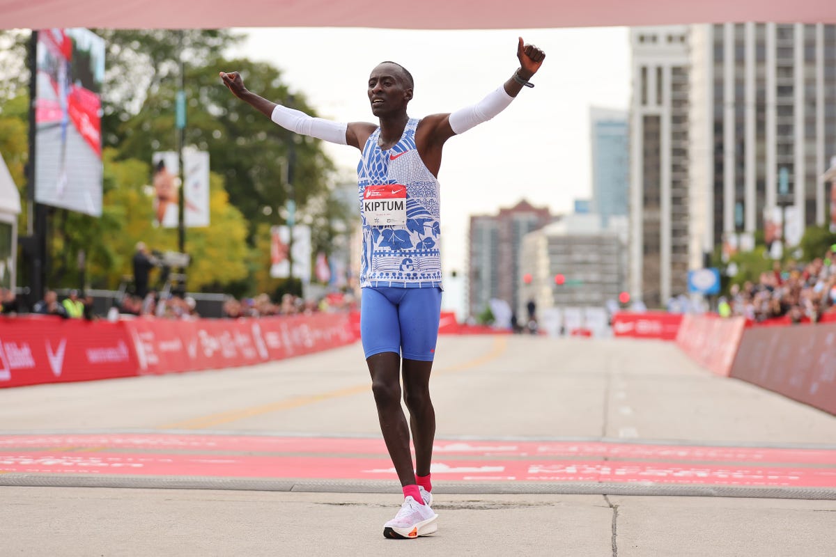 Kenya's Kelvin Kiptum Sets World Record at the Chicago Marathon