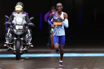 La plusmarquista mundial Brigid Kosgei, Geoffrey Kamworor y Sheila Chepkirui también se bajan del equipo keniano para el maratón del Mundial de Budapest