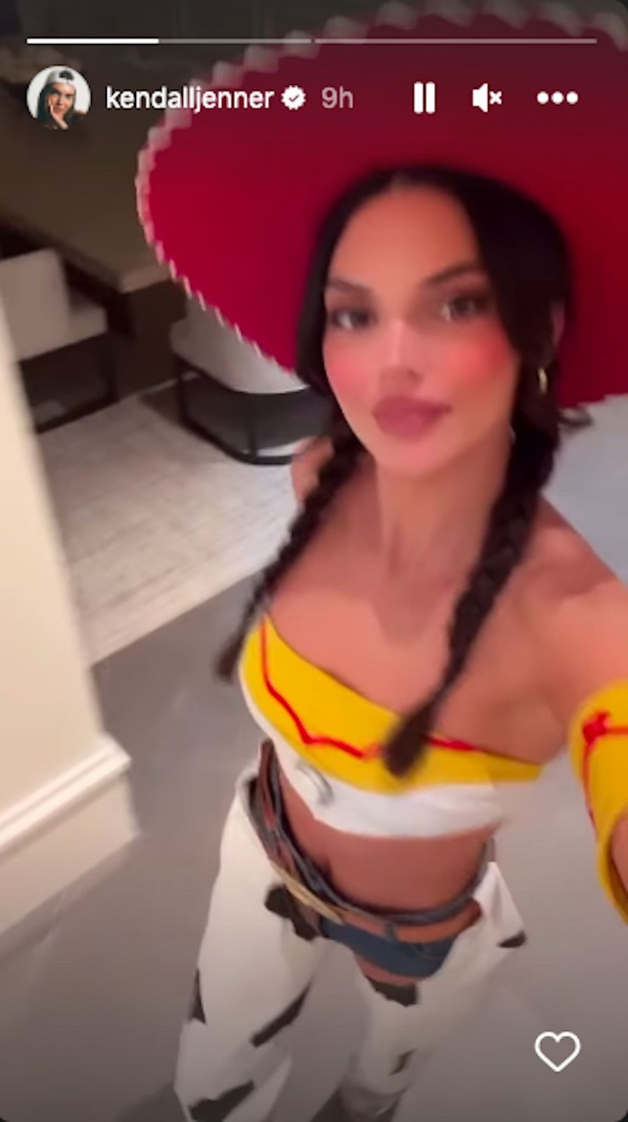 Kendall Jenner Shows Off Her Sexy Jessie From Toy Story Costume