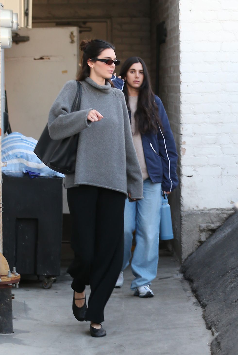 Kendall Jenner Pairs Her Loungewear Set With Trendy Ballet Flats