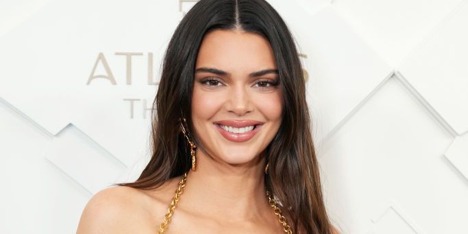 Kendall Jenner Stuns With Topless IG Video Where She Shows Off Her Epic Abs