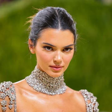 la máscara de pestañas de l'oréal que usa kendall jenner