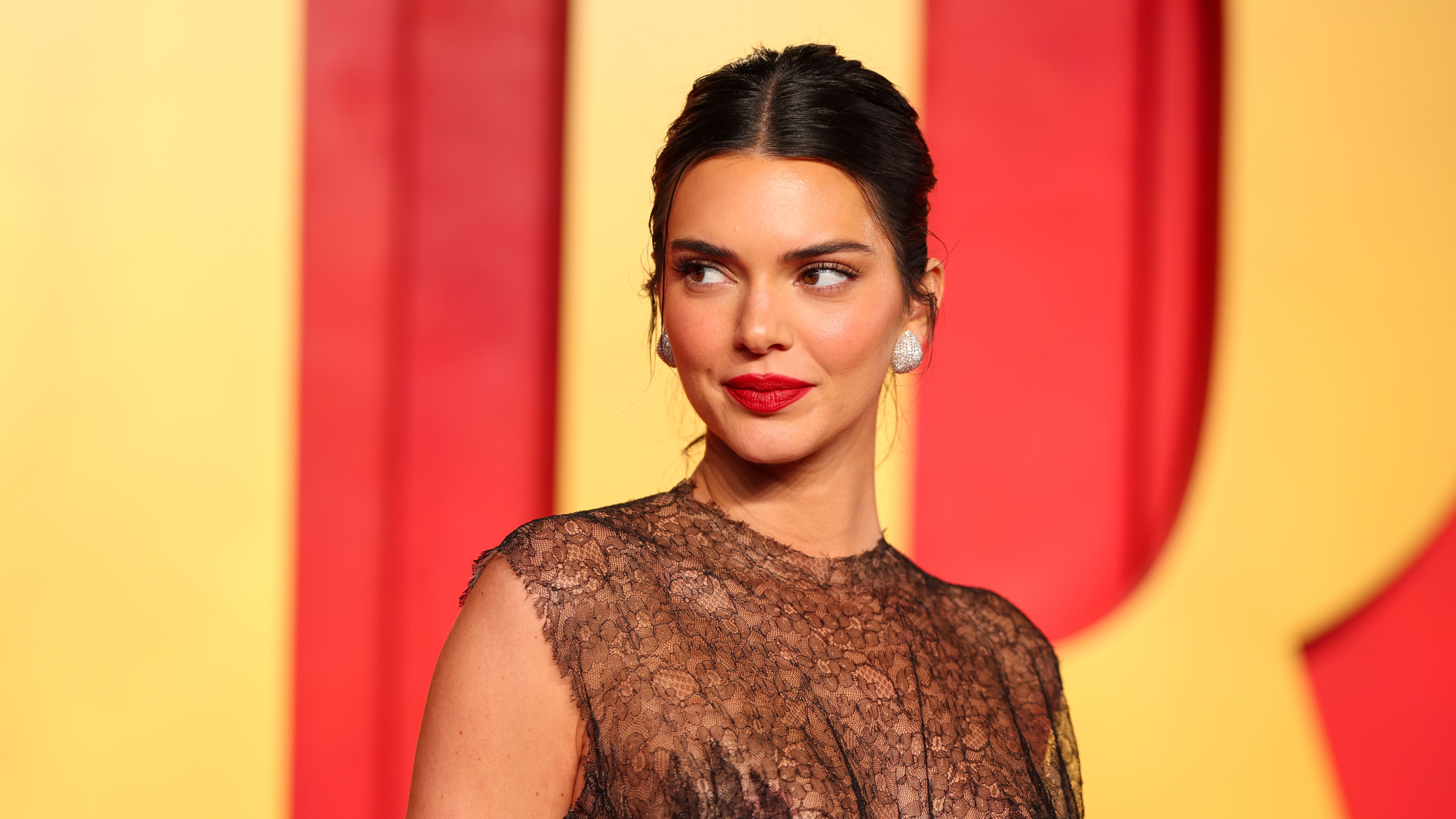 Kendall Jenner Wore See-Through Corset Dress to Oscar After-Party