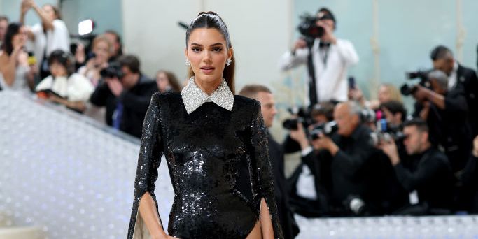 Kendall Jenner shares topless photos in steamy bathroom selfies