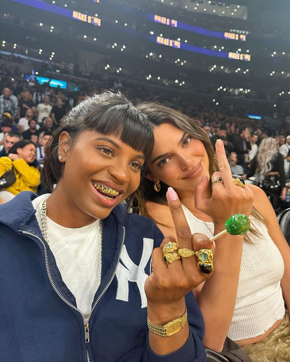 kendall jenner's photo from the nba game without bad bunny