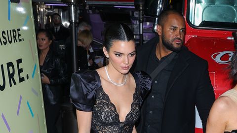 preview for Kendall Jenner TROLLED Over BIG Toes By Sisters?!