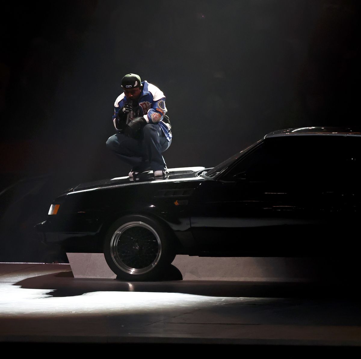 ケンドリック・ラマー、伝説のアメ車「GNX」とともにスーパー