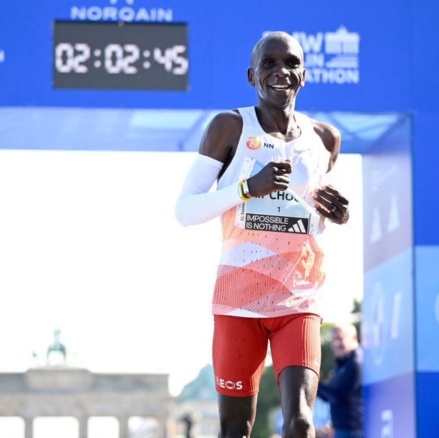Eliud Kipchoge Runs 2:02:42 to Win the 2023 Berlin Marathon