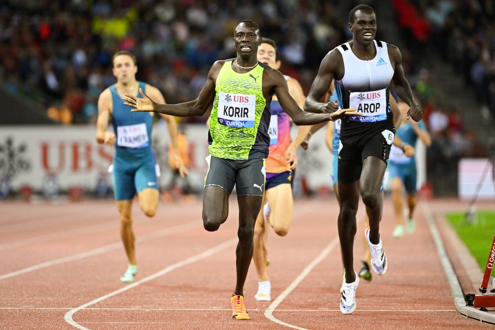 emmanuel korir gana la liga de diamante de zurich en 800m