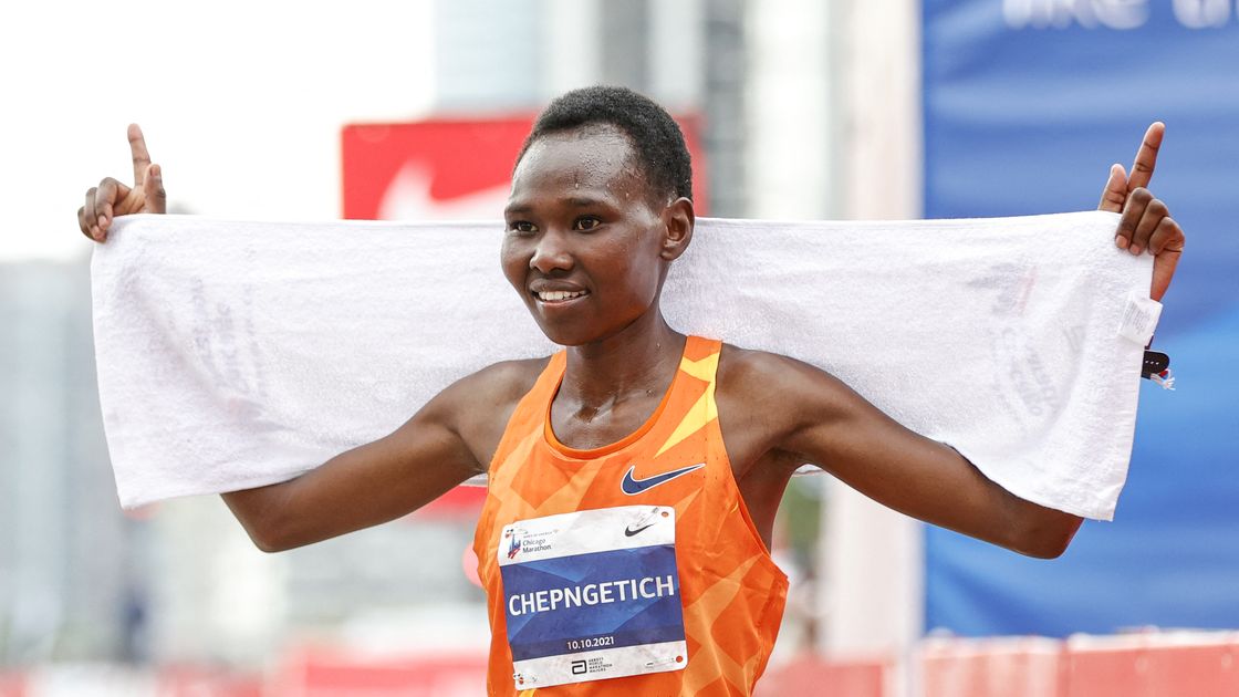preview for 2021 Chicago Marathon - Tura, Chepngetich Win While Americans Make the Podium