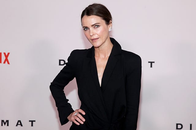 https://hips.hearstapps.com/hmg-prod/images/keri-russell-attends-the-new-york-premiere-of-netflixs-the-news-photo-1730394697.jpg?crop=1xw:0.75xh;center,top&resize=640:*