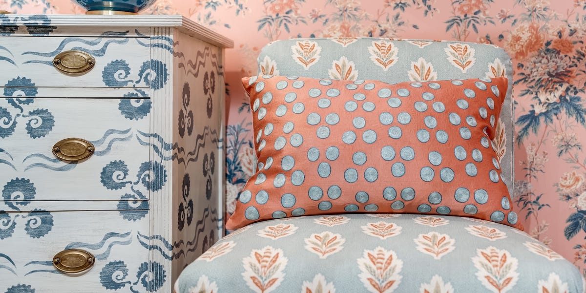 How This NYC Designer Created an ENTIRE Parlor Around One 0 Dresser How This NYC Designer Created an ENTIRE Parlor Around One 0 Dresser