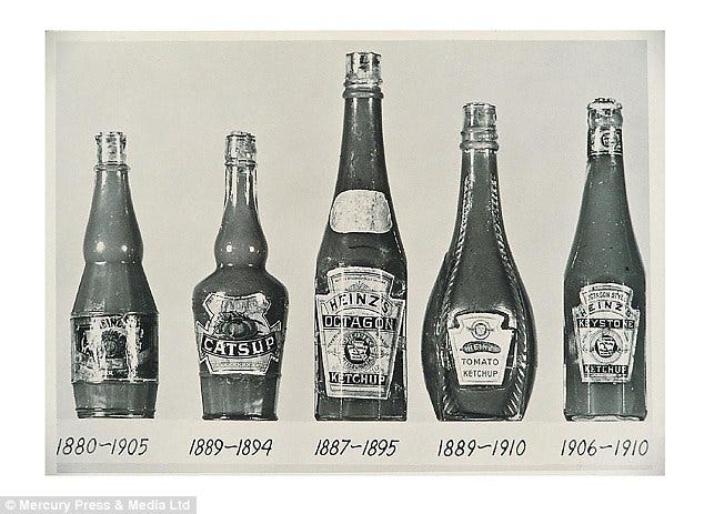 Bottle, Glass bottle, Beer bottle, Drink, Wine bottle, Distilled beverage, Tableware, Liqueur, Champagne, Drinkware, 