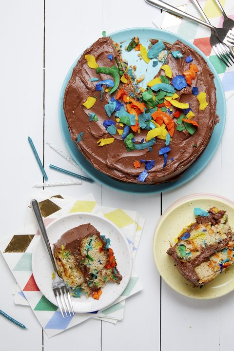 keto funfetti birthday cake with chocolate frosting