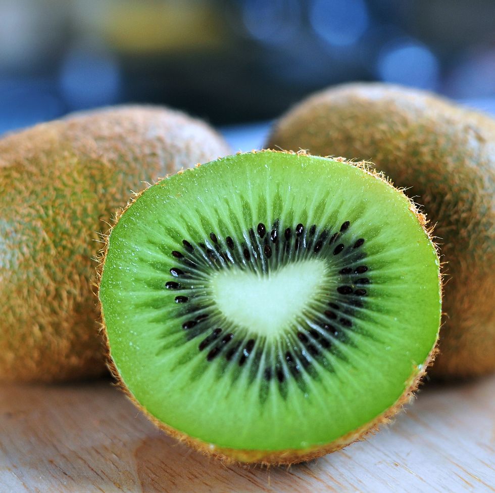 keto friendly fruit kiwi mens health ketosis diet