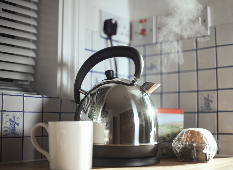 I tested if it's cheaper to make coffee with a machine or kettle - you can  slash costs by a third