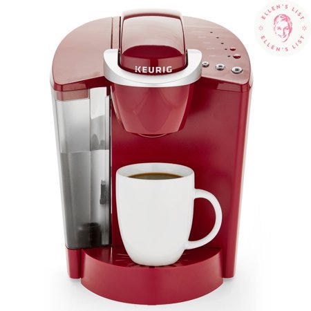 Small appliance, Drip coffee maker, Home appliance, Coffeemaker, Kitchen appliance, Cup, Espresso machine, Food processor, 